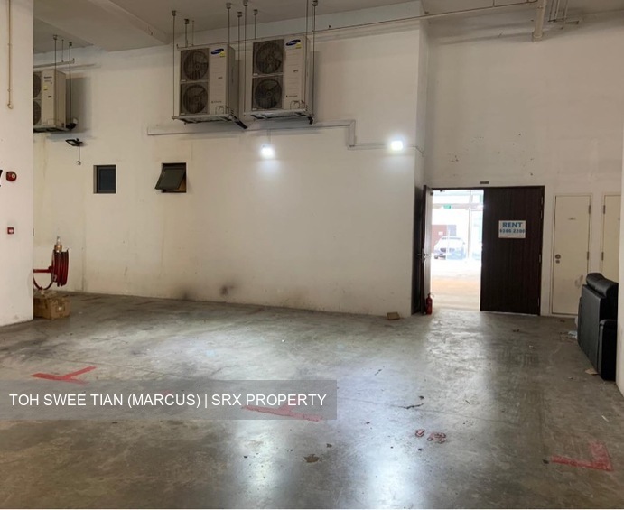 Link @ AMK (D20), Factory #606293621